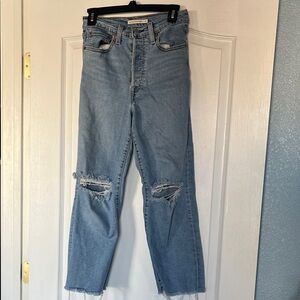 Classic Blue Distressed Women's Levi Jeans Size 27